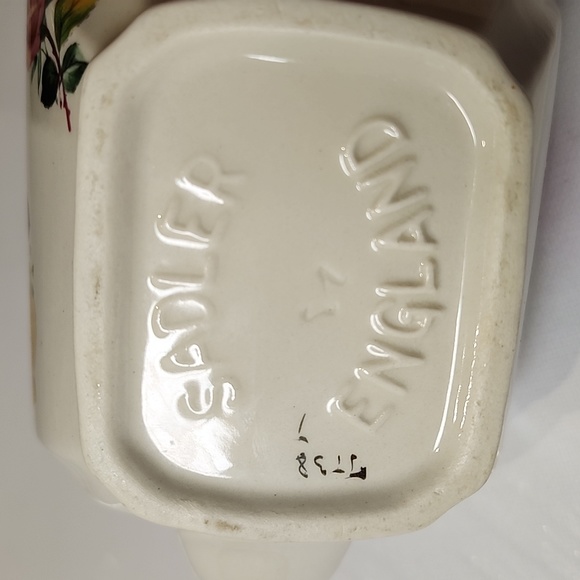 Vintage Sadler porcelain pink and yellow with gold trim tea pot - Picture 9 of 9